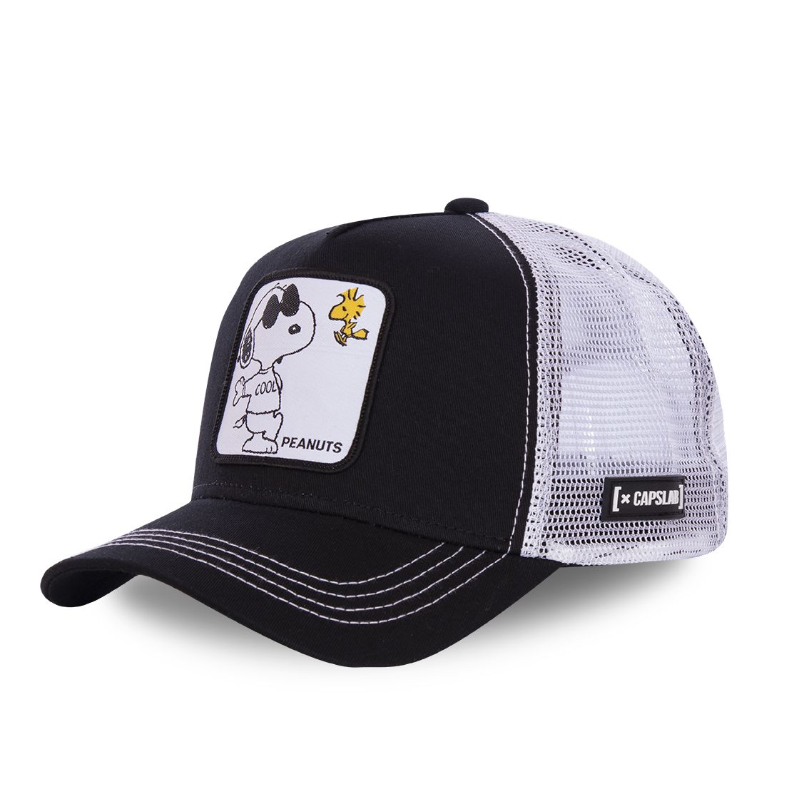 snoopy with hat